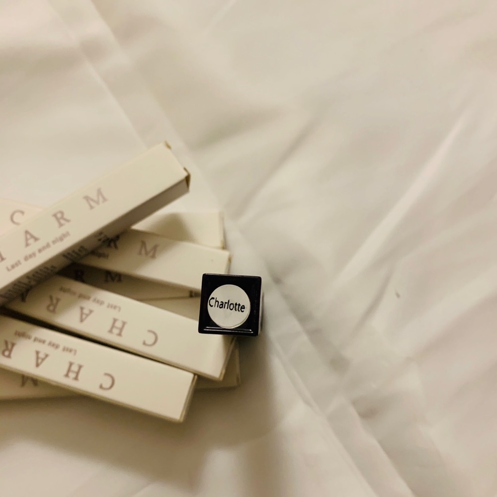 💄CHARM MATTE LIQUID LIPSTICK 💋 - Picture 5 of 6